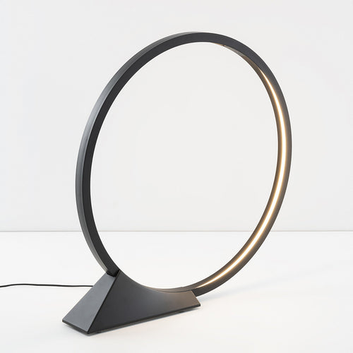 O Outdoor LED Floor Lamp.
