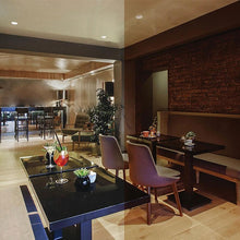 Load image into Gallery viewer, Ocular 3.0 Round Downlight LED Recessed Trim in dining room.
