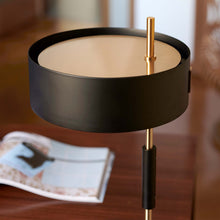 Load image into Gallery viewer, 1953 Table Lamp in Detail.

