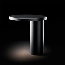 Load image into Gallery viewer, Cylinda LED Table Lamp in Detail.
