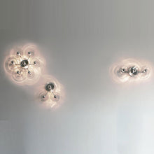 Load image into Gallery viewer, Fiore Wall Light in Detail.
