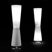 Load image into Gallery viewer, Lu-Lu Table Lamp in Detail.
