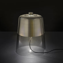 Load image into Gallery viewer, Semplice Table Lamp in Detail.
