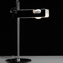 Load image into Gallery viewer, Spider Table Lamp.
