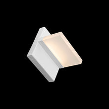 Load image into Gallery viewer, Oslo Squared Outdoor LED Wall Light in Detail.
