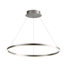 Load image into Gallery viewer, Circulo LED Pendant Light in Detail.
