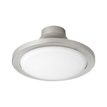 Load image into Gallery viewer, Juno Ceiling Fan in Detail.
