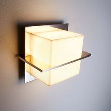 Load image into Gallery viewer, Metrix LED Bath Wall Light in Detail.
