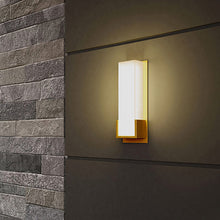 Load image into Gallery viewer, Orion LED Bath Wall Light in Detail.
