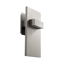 Load image into Gallery viewer, Vela LED Bath Wall Light in Detail.
