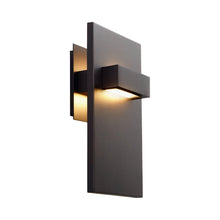 Load image into Gallery viewer, Vela LED Bath Wall Light in Detail.
