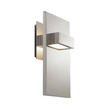 Load image into Gallery viewer, Vela LED Bath Wall Light in Detail.
