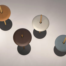 Load image into Gallery viewer, Nivel LED Floor Lamp in Detail.
