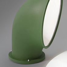 Load image into Gallery viewer, Piroscafo Outdoor LED Floor Lamp in Detail.
