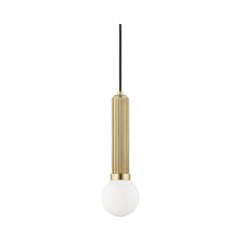Load image into Gallery viewer, Reade Pendant Light in Aged Brass.
