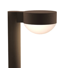 Load image into Gallery viewer, Reals Plate Cap LED Bollard in Detail.
