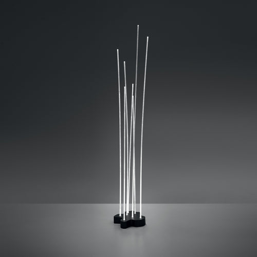 Reeds Outdoor LED Single Floor Lamp.