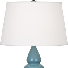 Load image into Gallery viewer, Triple Gourd Accent Lamp in Detail.
