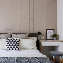 Load image into Gallery viewer, Laito Wall Light in bedroom.
