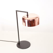 Load image into Gallery viewer, Lalu Table Lamp in Detail.
