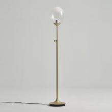 Load image into Gallery viewer, Mist LED Floor Lamp in Detail.
