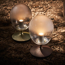 Load image into Gallery viewer, Mist LED Table Lamp in Detail.

