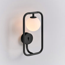 Load image into Gallery viewer, Sircle LED Wall Light in Detail.
