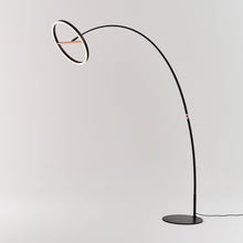 Load image into Gallery viewer, SOL LED Mega Floor Lamp in Detail.
