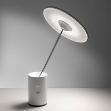Load image into Gallery viewer, Sisifo LED Table Lamp.
