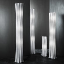 Load image into Gallery viewer, Bach LED Floor Lamp in Detail.
