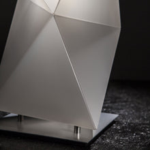 Load image into Gallery viewer, Diamond LED Table Lamp in Detail.
