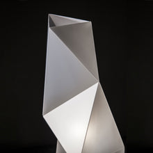 Load image into Gallery viewer, Diamond LED Table Lamp in Detail.
