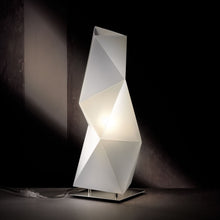 Load image into Gallery viewer, Diamond LED Table Lamp in Detail.
