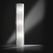 Load image into Gallery viewer, Venti LED Floor Lamp in Detail.
