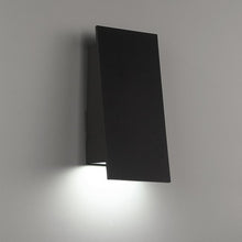 Load image into Gallery viewer, Slant Outdoor LED Wall Light in Detail.
