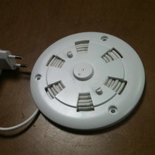 Load image into Gallery viewer, Bulb Charger in Detail.

