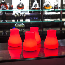 Load image into Gallery viewer, Olio Bluetooth Outdoor LED Table Lamp in Detail.
