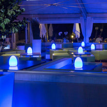 Load image into Gallery viewer, Point Bluetooth Outdoor LED Table Lamp in restaurant.
