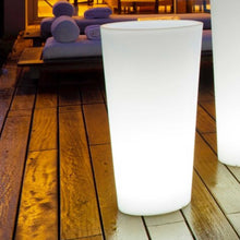 Load image into Gallery viewer, Tango Bluetooth Outdoor LED Planter in Medium.
