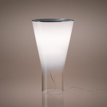 Load image into Gallery viewer, Soffio LED Table Lamp Detail.

