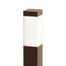 Load image into Gallery viewer, Square Column™ LED Bollard in Detail.
