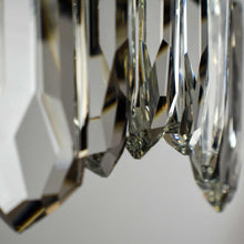 Load image into Gallery viewer, Rolland LED Pendant Light in Detail.
