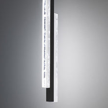 Load image into Gallery viewer, Tandem LED Pendant Light in Detail.
