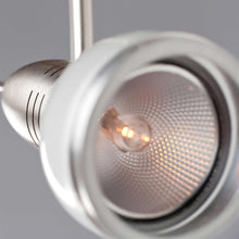 Load image into Gallery viewer, Aero Low Voltage Head in Detail.
