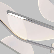 Load image into Gallery viewer, Belterra LED Chandelier in Detail.
