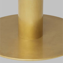 Load image into Gallery viewer, Ebell LED Floor Lamp in Detail.
