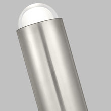 Load image into Gallery viewer, Ebell LED Floor Lamp in Detail.
