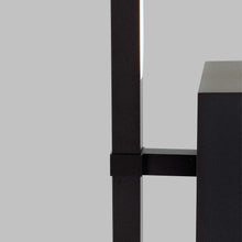 Load image into Gallery viewer, Filo 23 Outdoor LED Wall Light in Detail.
