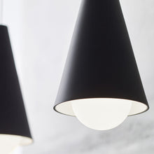 Load image into Gallery viewer, Joni LED Pendant Light in Detail.
