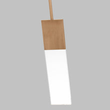 Load image into Gallery viewer, Kulma LED Pendant Light in Detail.
